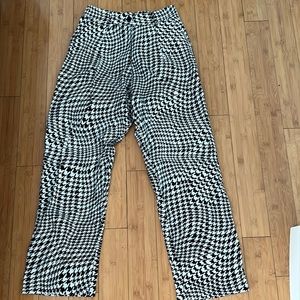 Motel wavy houndstooth, wide leg trousers, size small